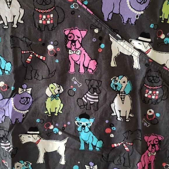 ScrubStar Dark Gray Multi-Color Cute Dogs Short Sleeve Scrub Top - Picture 2 of 4